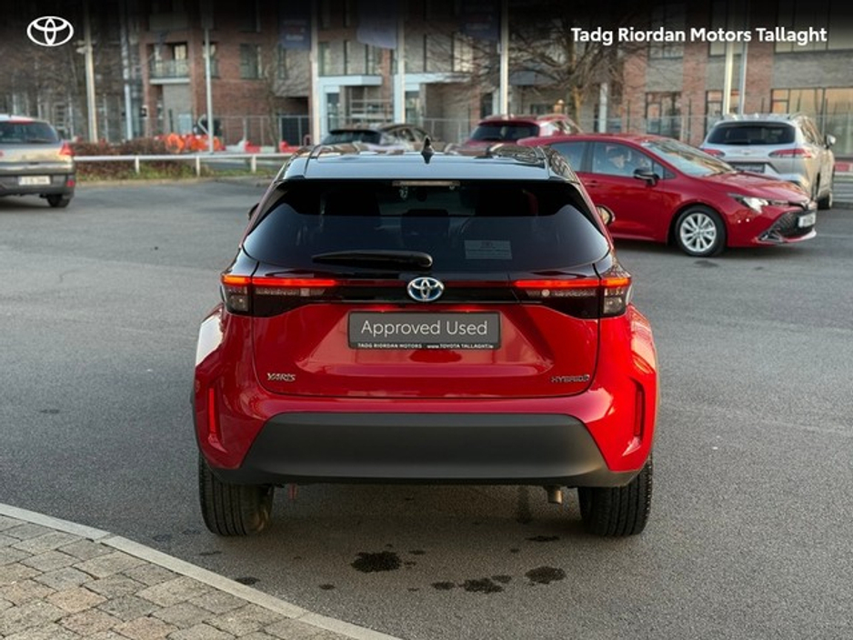 2024 Toyota Yaris Cross YARIS CROSS LUNA SPORT €30,450