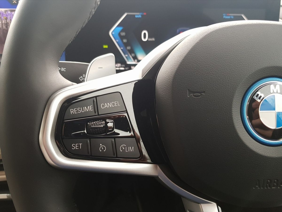 2026 BMW 3 Series - image 15