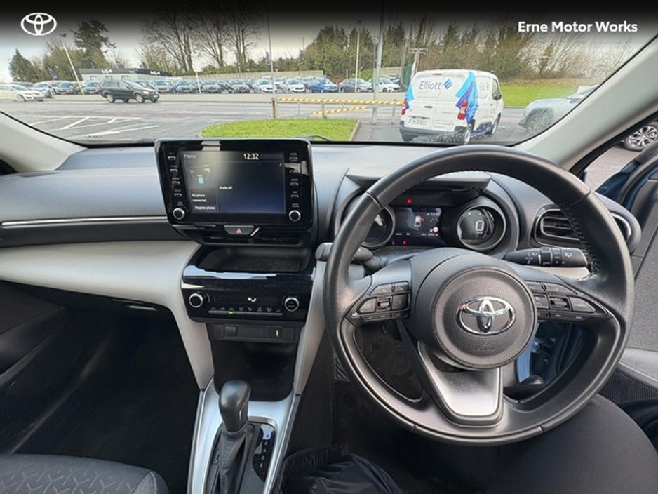 2022 Toyota Yaris Cross YARIS CROSS LUNA €23,950
