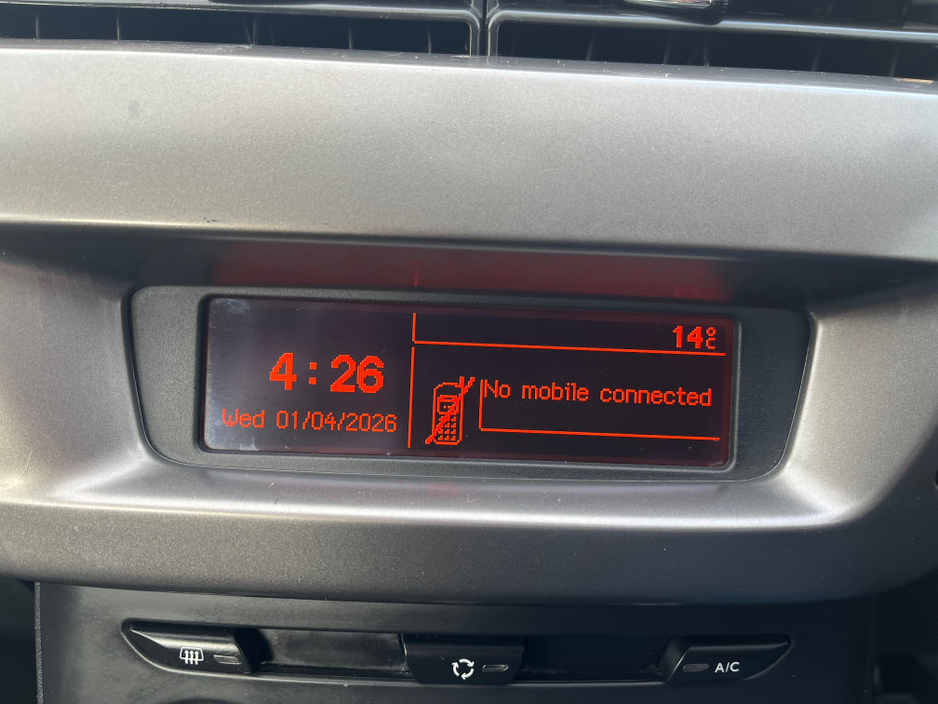 2014 Citroen C3 - image 12