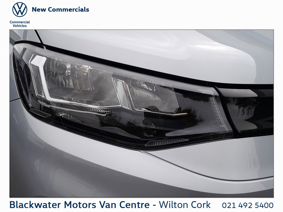 2025 Volkswagen Caddy - image 20