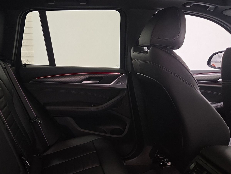 2023 BMW X3 - image 22