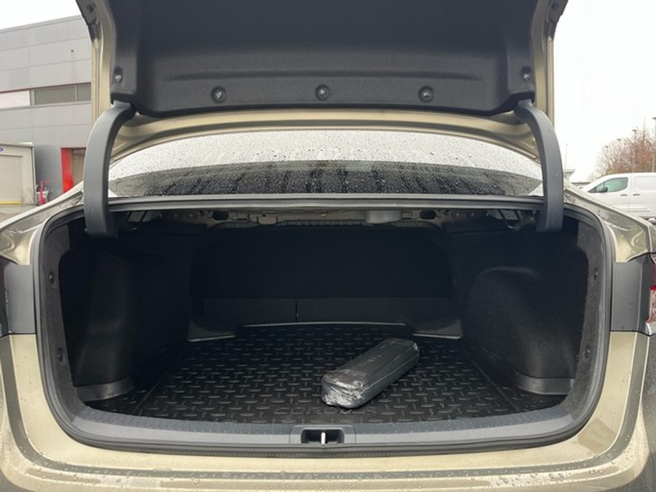 2020 Toyota Corolla COROLLA HYBRID SOL 4DR SALOON €22,950