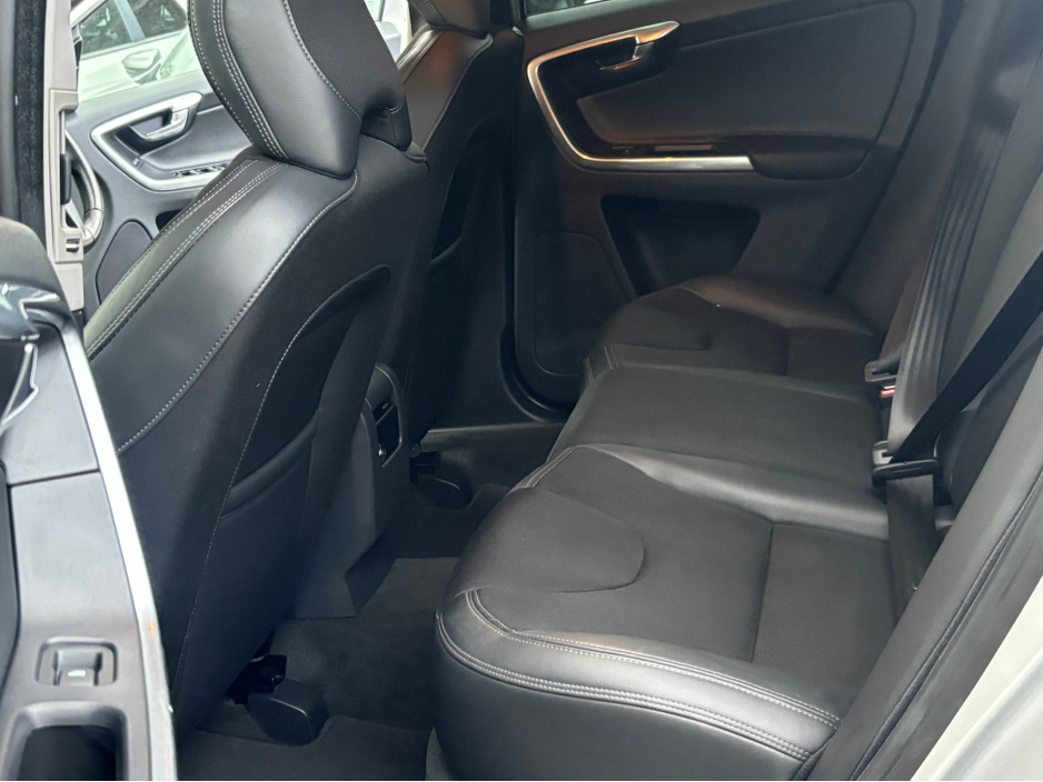 2015 Volvo XC60 2.0 D3 FWD ES *FULL SERVICE HISTORY*AA APPROVED*LOW KLMS* €15,900