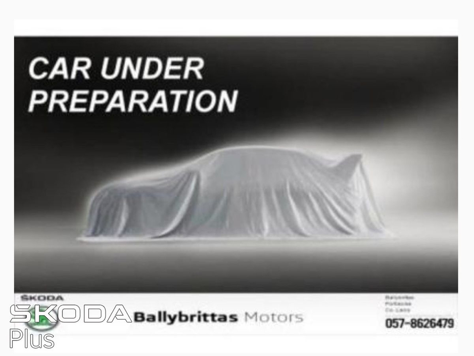 2023 Skoda Karoq - image 2