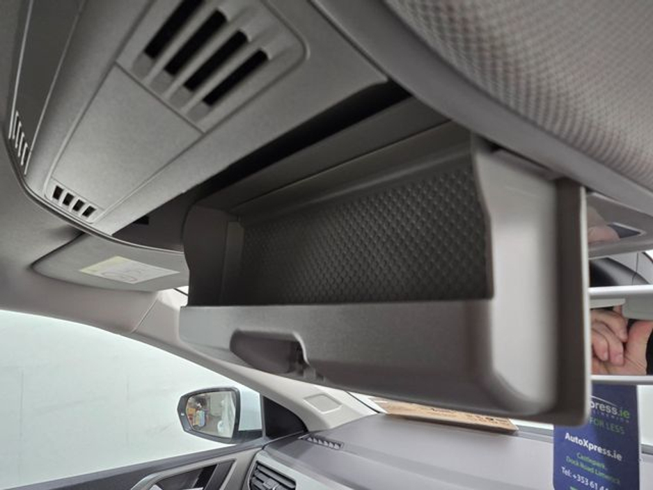 2019 Volkswagen Polo - image 27