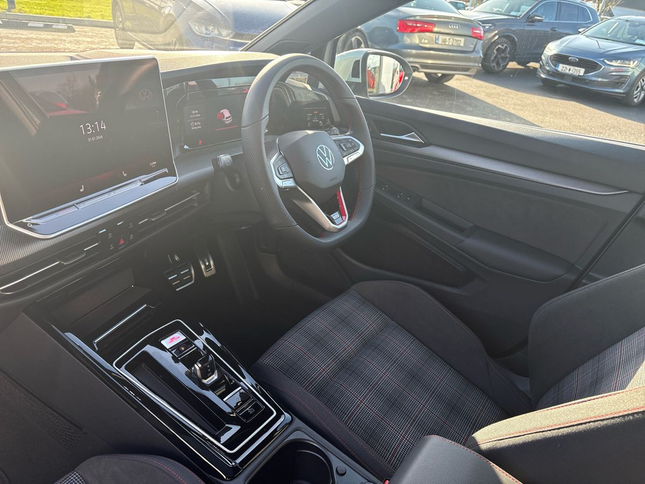 2026 Volkswagen Golf *DEMO* GTI 2.0 TSI 265HP €62,975