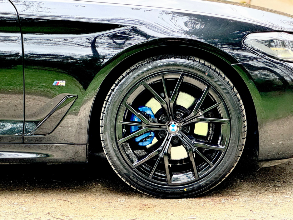 2021 BMW 5 Series - image 45