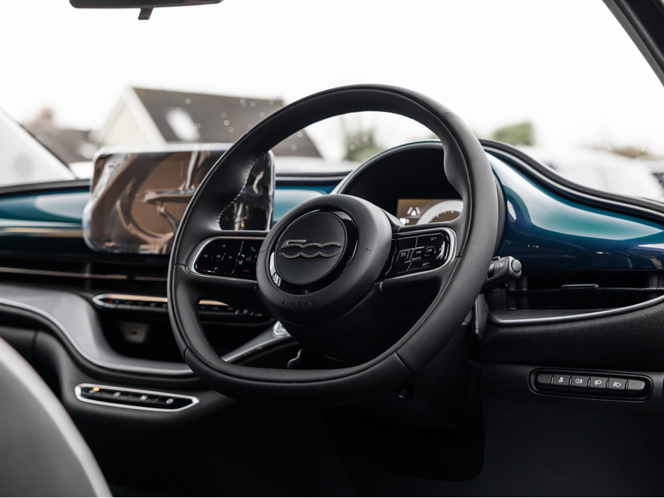 2025 Fiat 500e ICON 42KWH 3DR AUTO €19,950