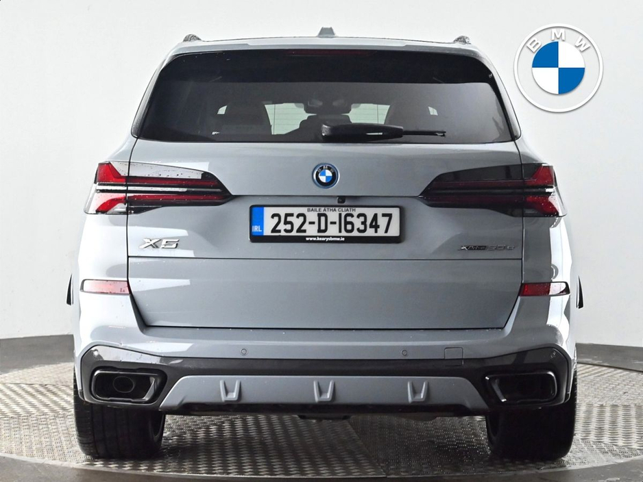 2025 BMW X5 xDrive50e M Sport €109,900