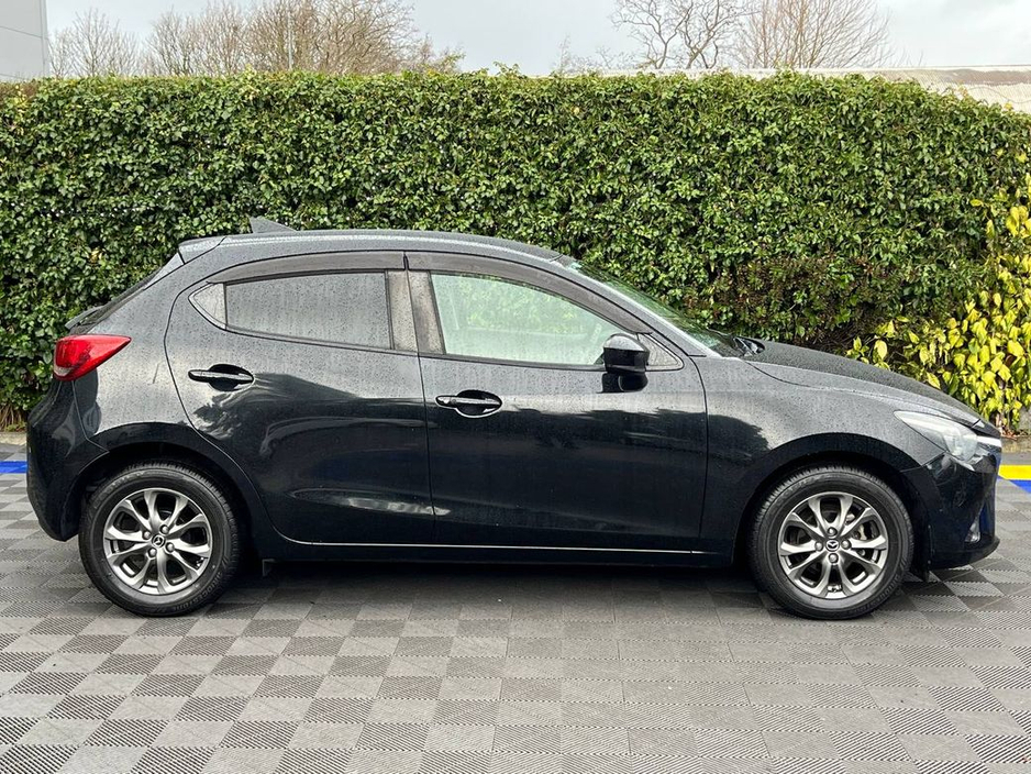 2017 Mazda Demio 1.3 SKYACTIV // HEATED SEATS // HEADS-UP DISPLAY // FULL SERVICE HISTORY €11,950