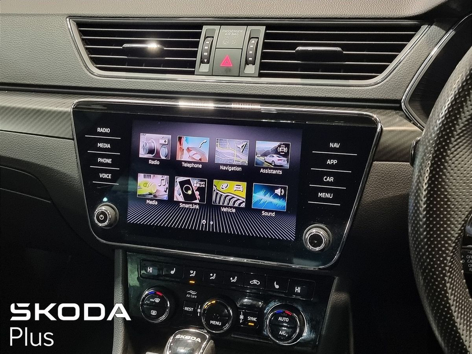 2023 Skoda Superb - image 17