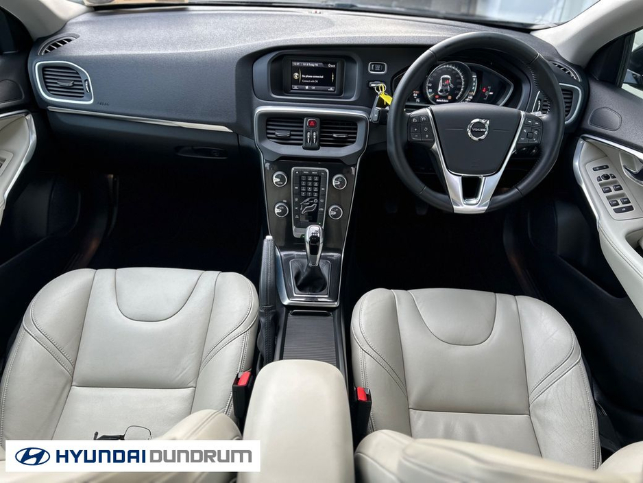 2018 Volvo V40 D2 MOM ED 5DR €16,450