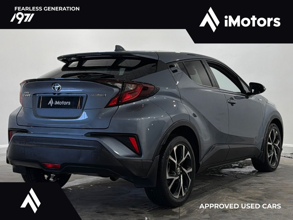 2021 Toyota C-HR - image 3