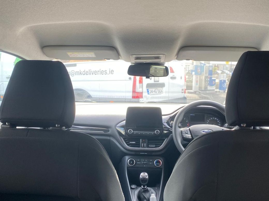 2021 Ford Fiesta - image 33