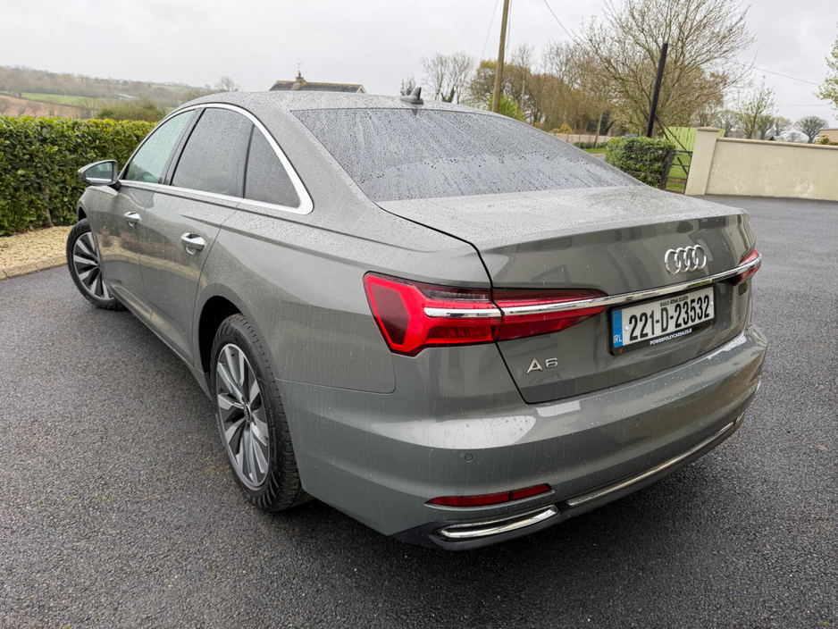 2022 Audi A6 - image 7