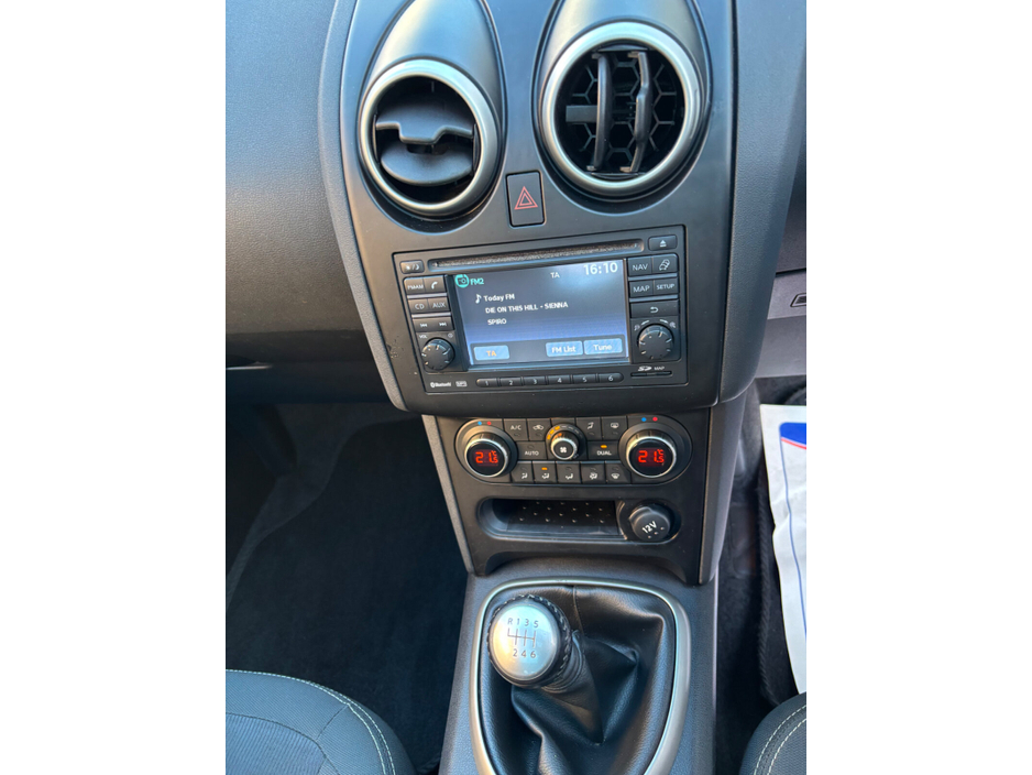 2011 Nissan Qashqai - image 19