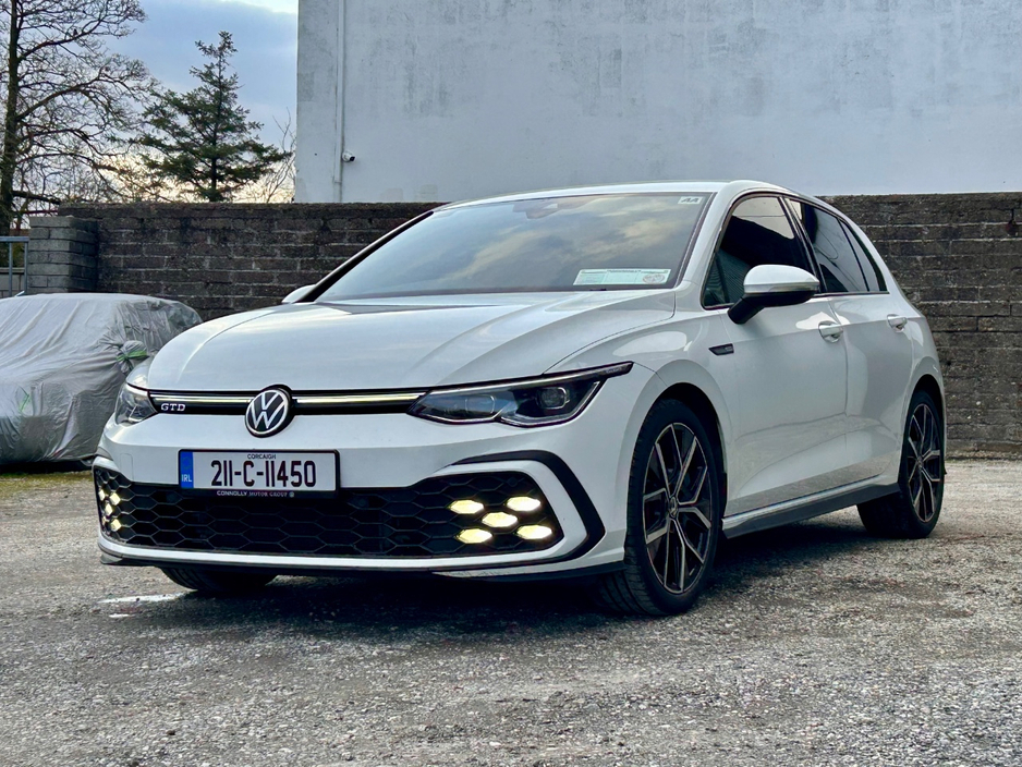 2021 Volkswagen Golf - image 8