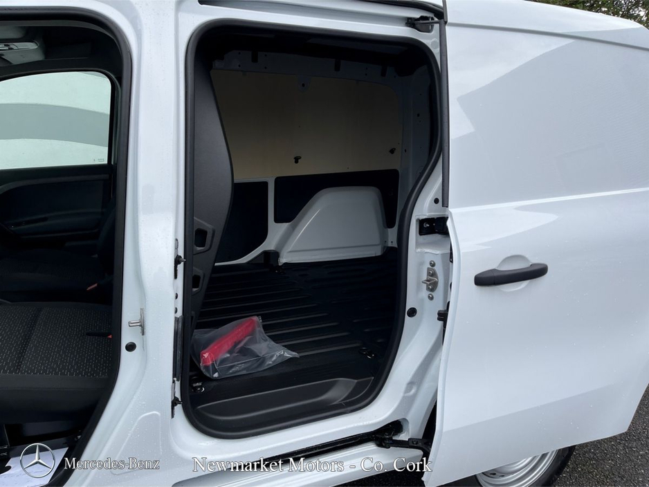 2026 Mercedes-Benz Citan - image 24