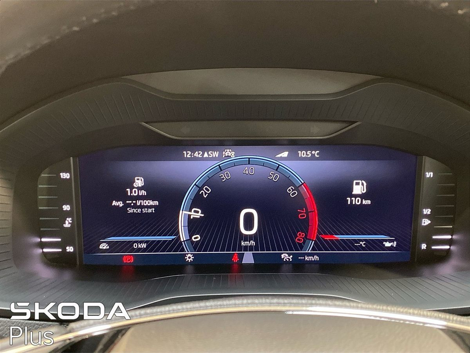 2023 Skoda Karoq - image 13