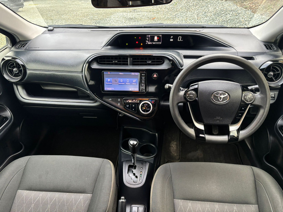 2020 Toyota Aqua Hybrid Luxury €13,950