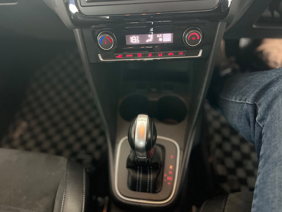 2017 Volkswagen Polo - image 19