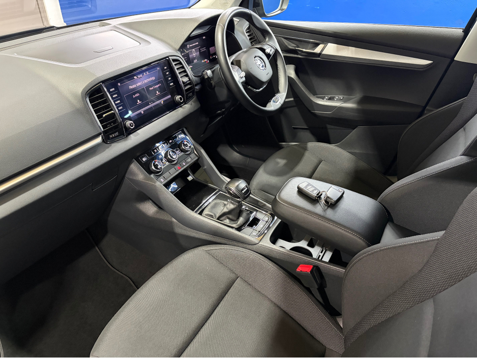 2023 Skoda Karoq - image 13