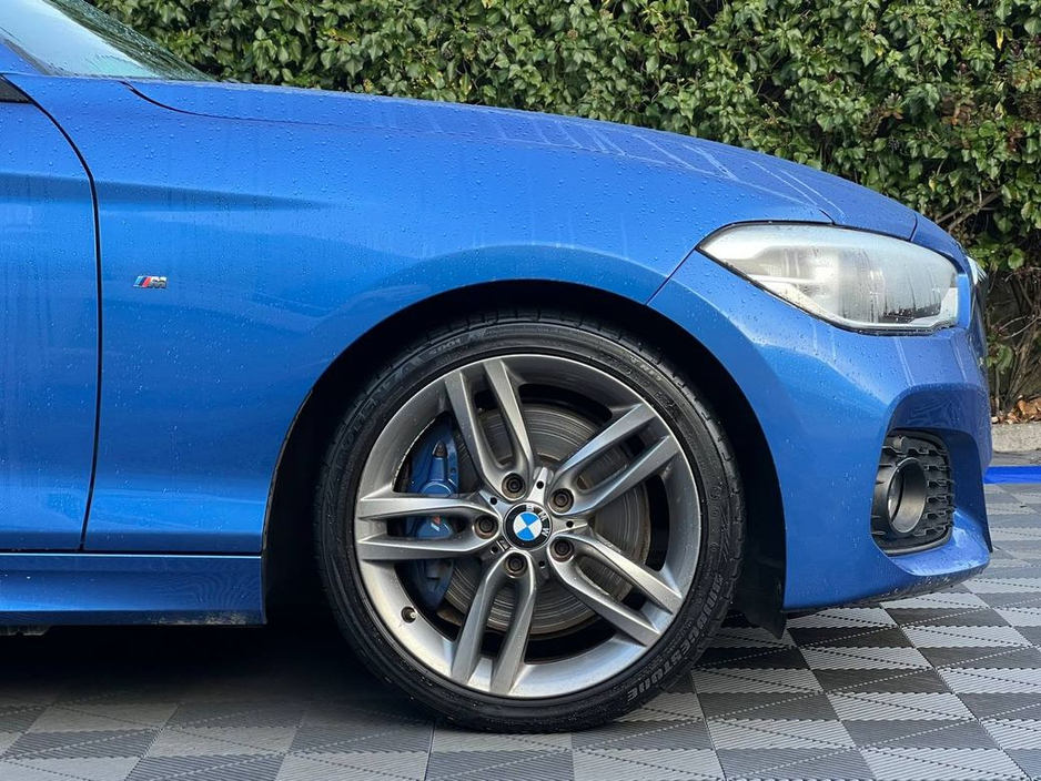2017 BMW 1 Series 118d M-SPORT 2.0 // SUNROOF // ESTORIL BLUE // 18" M-SPORT ALLOYS // REVERSE CAMERA €16,900
