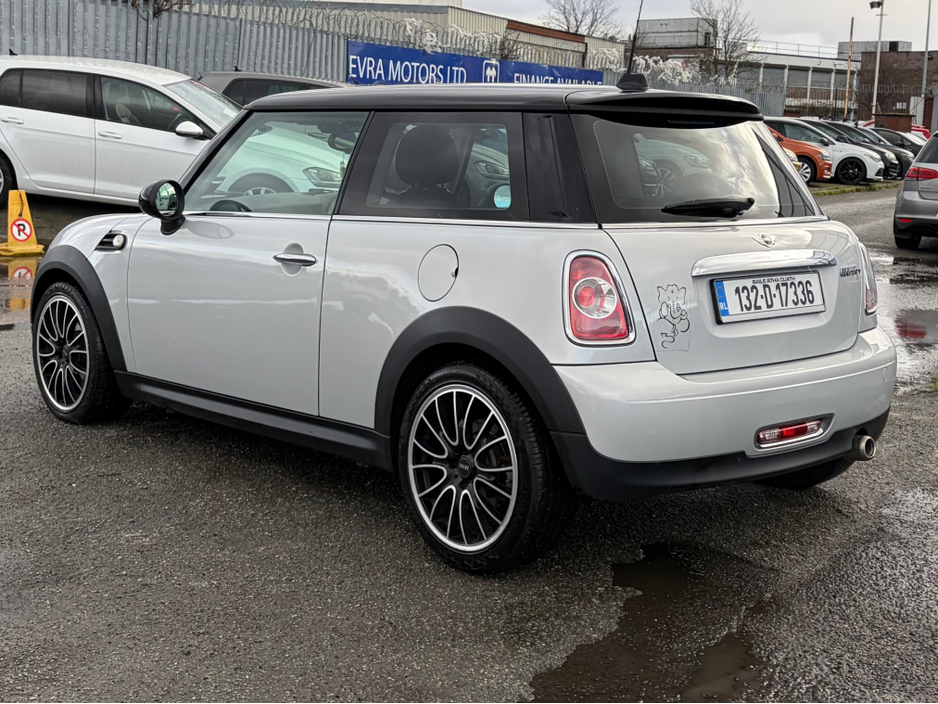 2013 MINI Hatch 2.0 D 3DR AUTO COOPER €7,350