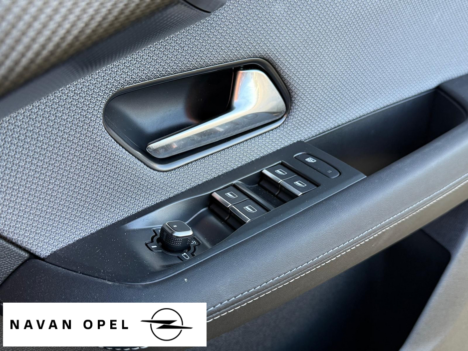 2025 Opel Grandland - image 20