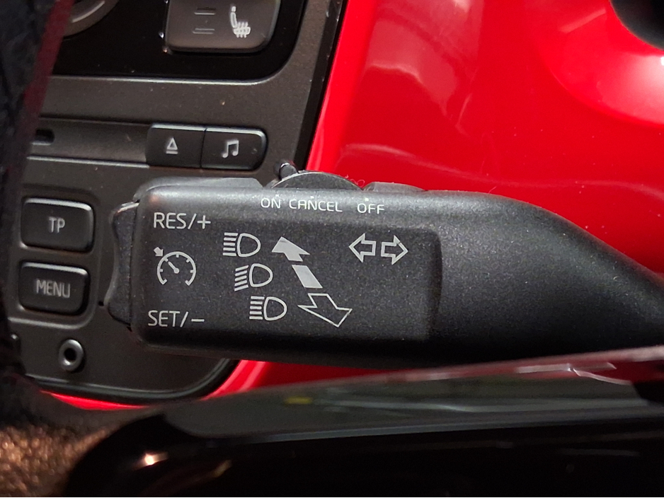 2014 Volkswagen up! **AUTOMATIC** €7,888