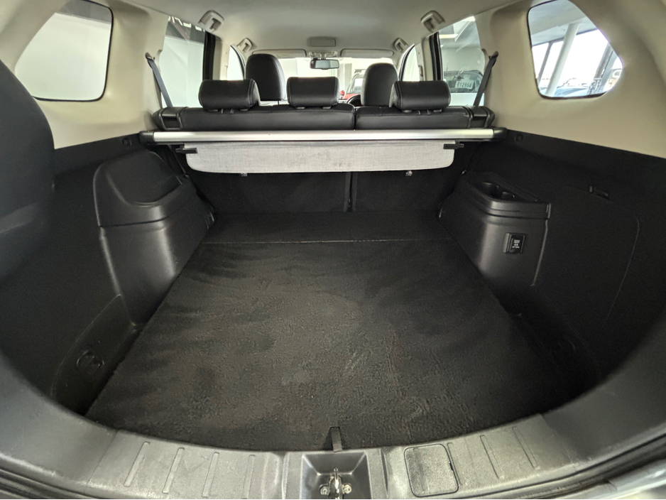 2018 Mitsubishi Outlander - image 10