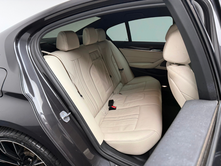 2018 BMW 5 Series 530E M SPORT €24,990