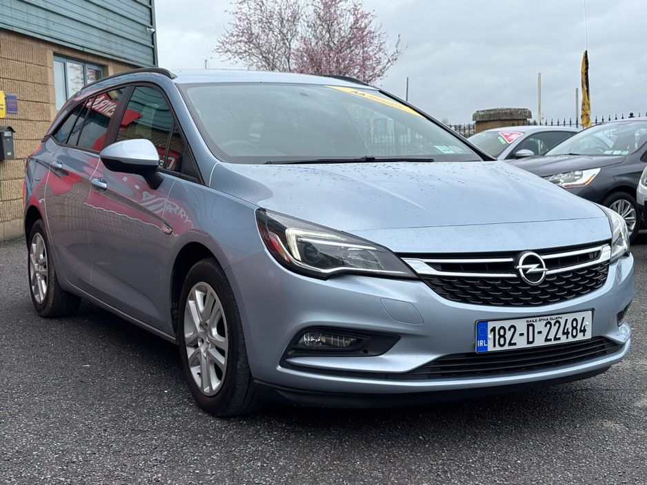 2018 Opel Astra - image 4