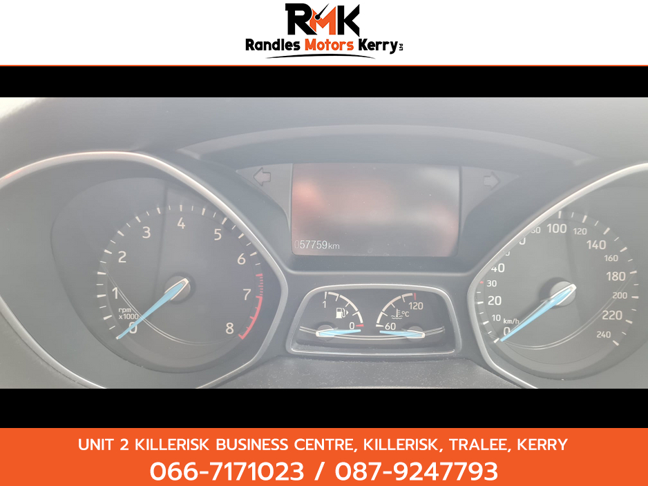 2016 Ford Focus - image 5