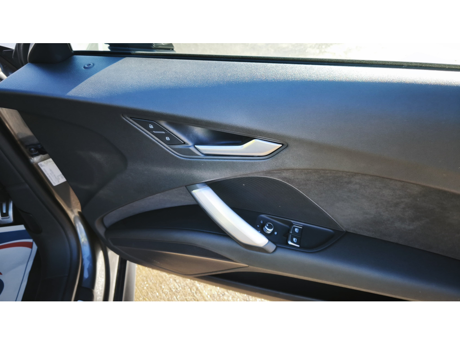 2016 Audi TT - image 11