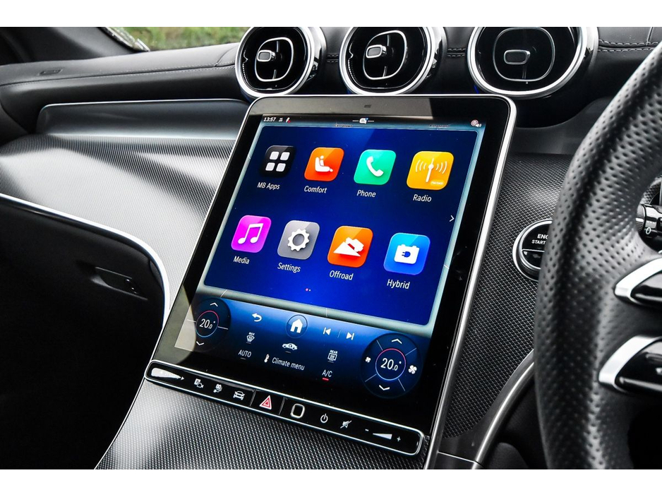 2025 Mercedes-Benz GLC Class - image 22