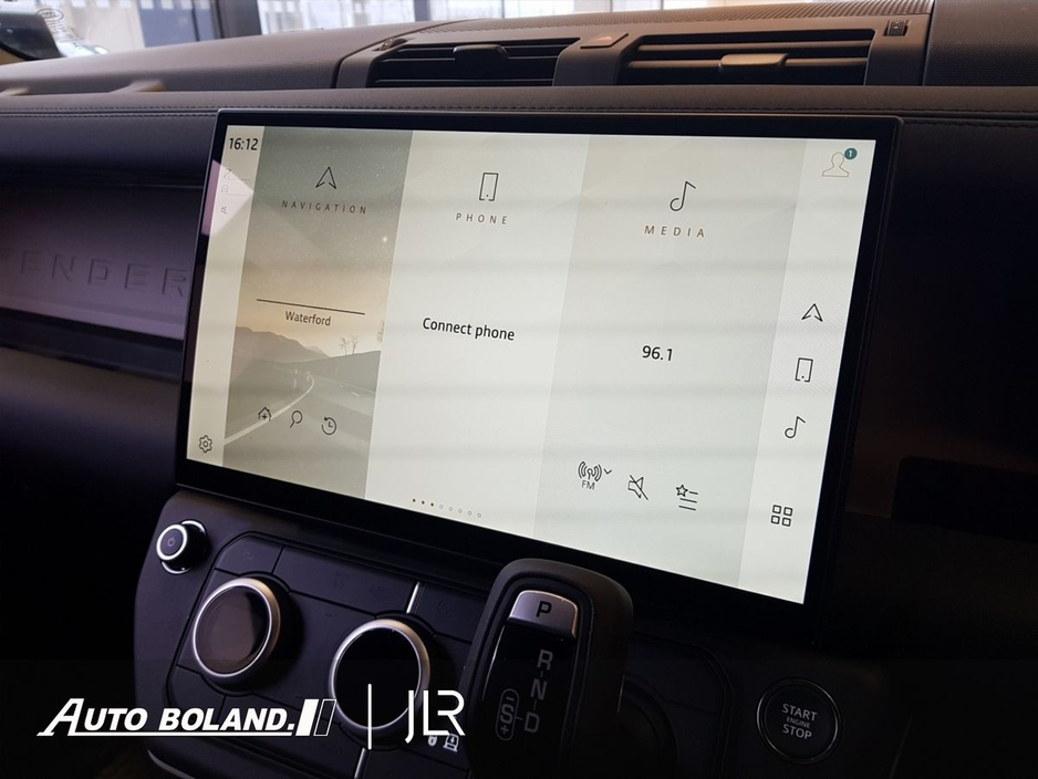 2026 Land Rover Defender * In Stock for immediate delivery * 3.0D X-Dyn SE 250PS 3 Seat - Air Suspension, Cold Climate Pack, 20" Diamond Turned Alloy Wheels