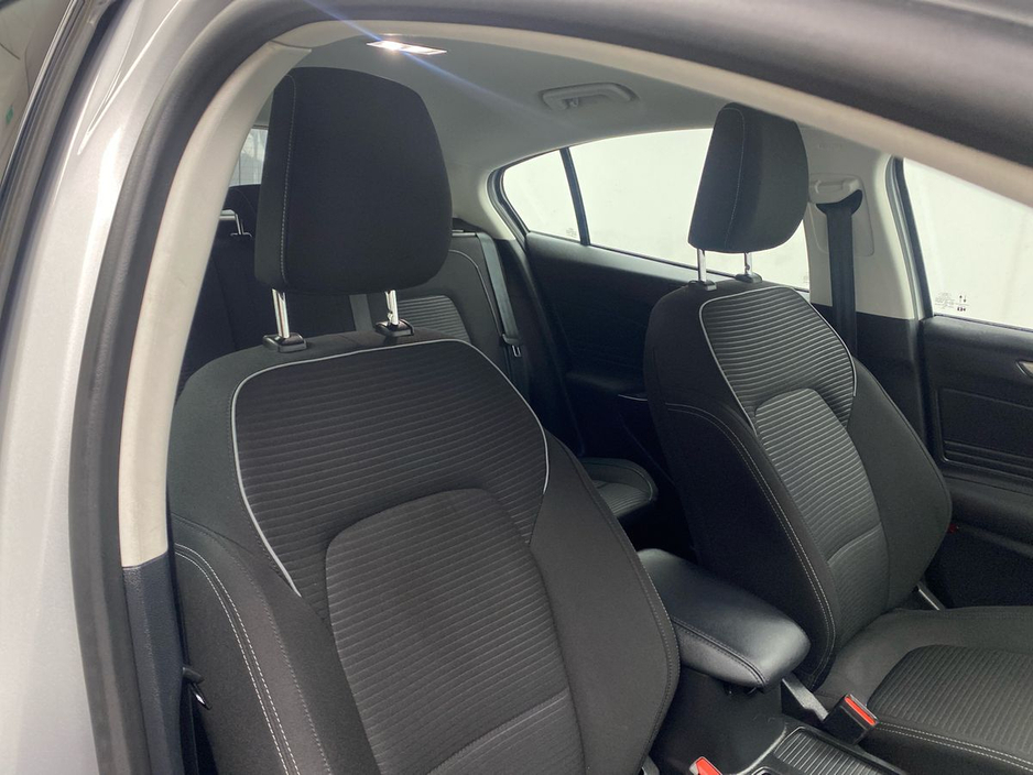 2023 Ford Focus - image 19
