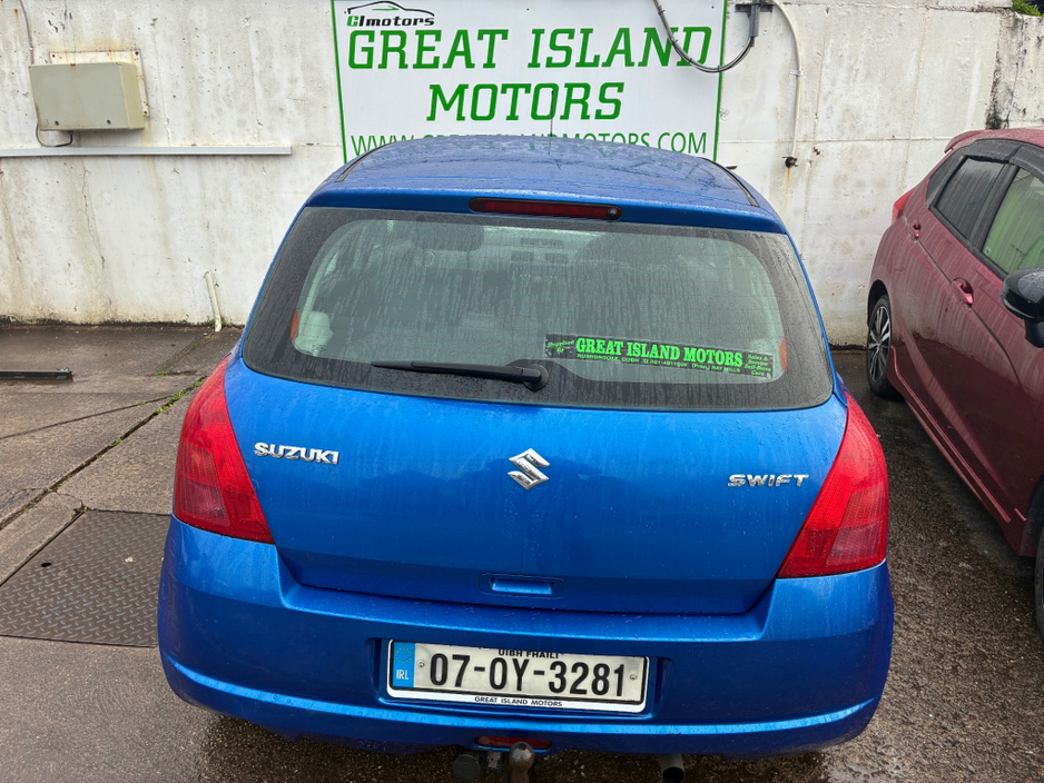 2007 Suzuki Swift - image 4