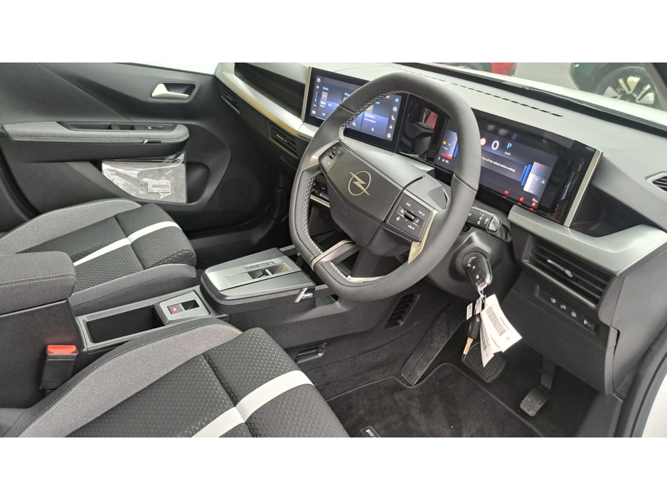 2026 Opel Frontera - image 7