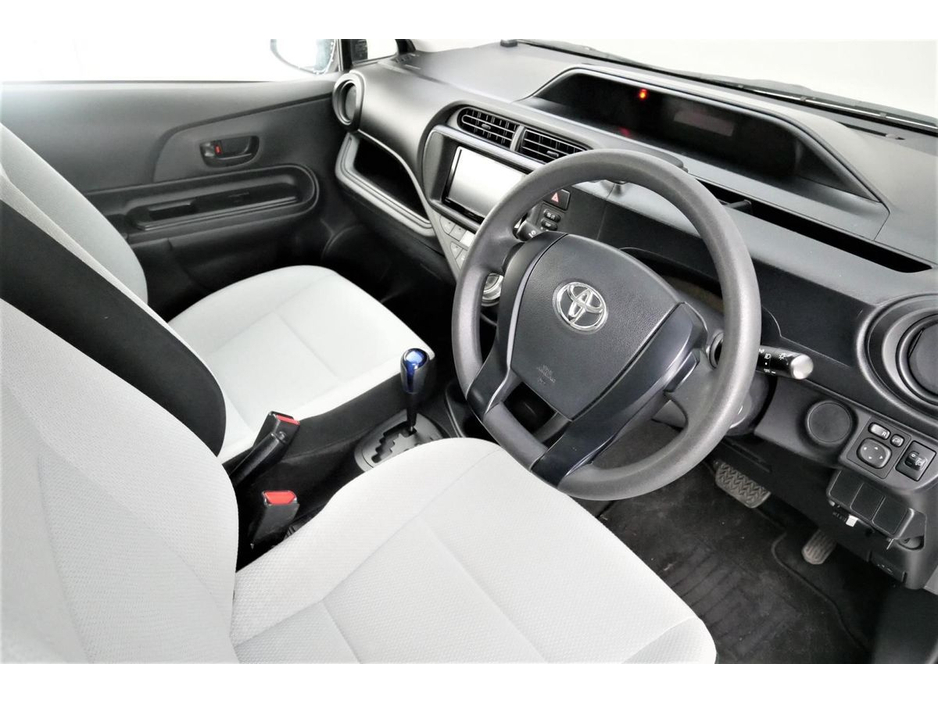 2016 Toyota Aqua 1.5 VVT-i HYBRID *BI-TONE INTERIOR*ANDROID CAR PLAYER* €9,890