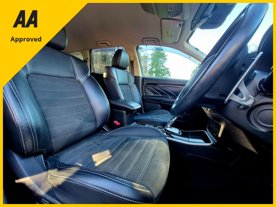 2020 Mitsubishi Outlander PHEV+4WD+AUTO €26,995