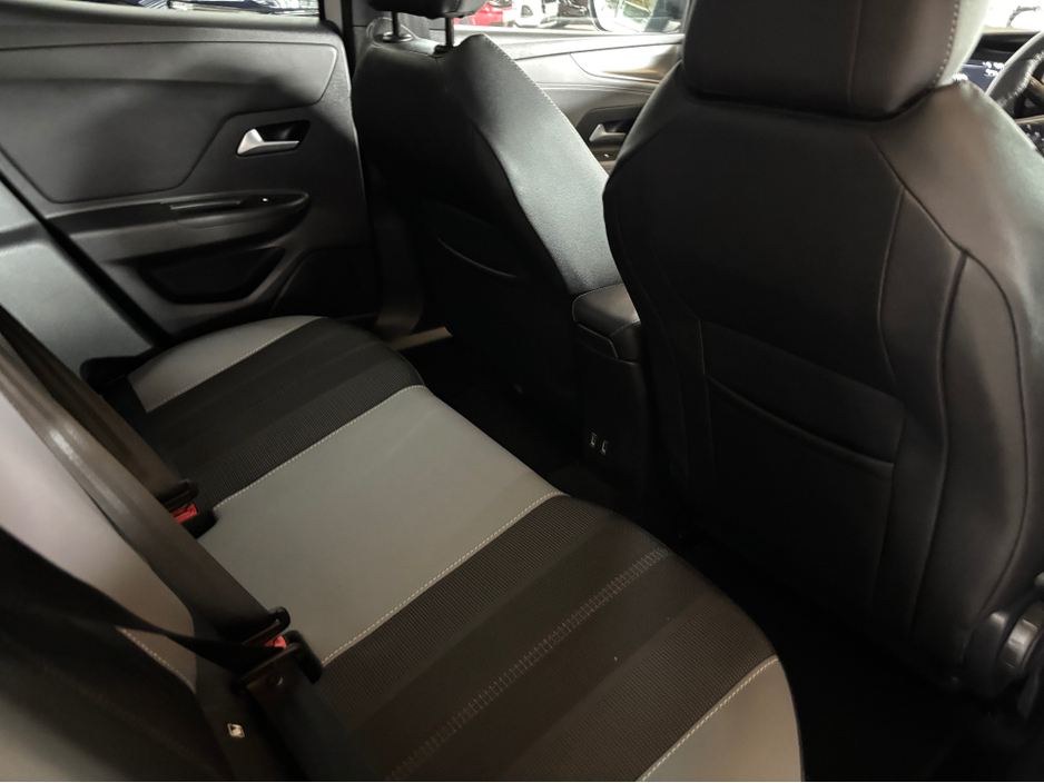 2025 Opel Mokka - image 6