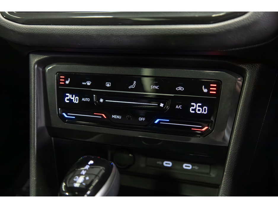 2024 Volkswagen Tiguan - image 23