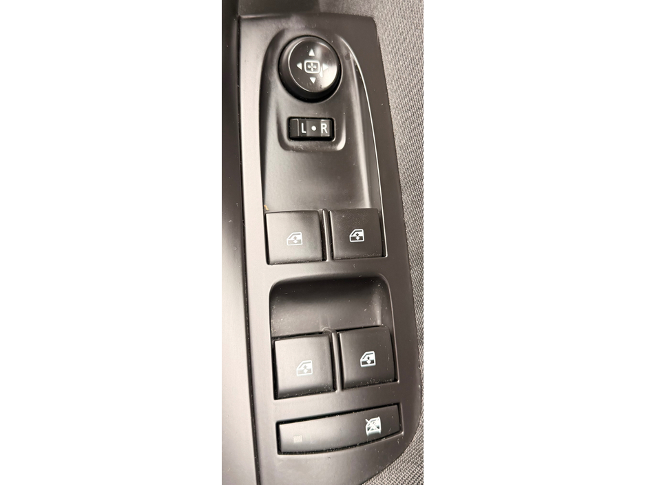 2020 Opel Astra - image 21