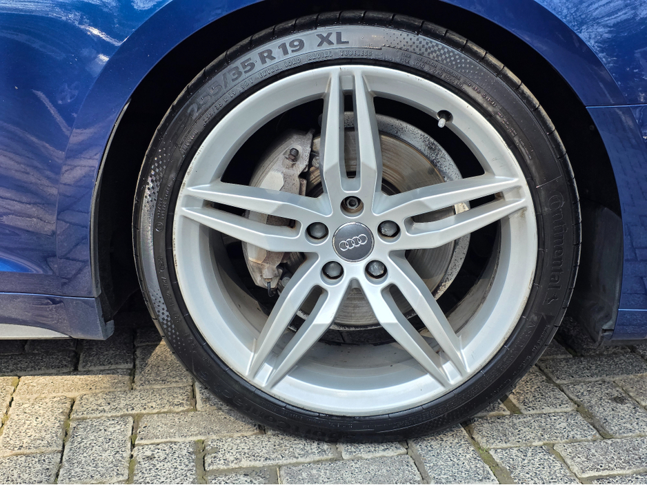 2017 Audi A5 - image 5