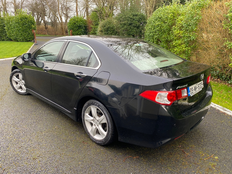 2021 Volvo XC60 2.0 T6 R-DESIGN RECRGE 34 340BHP 5DR A €100,000