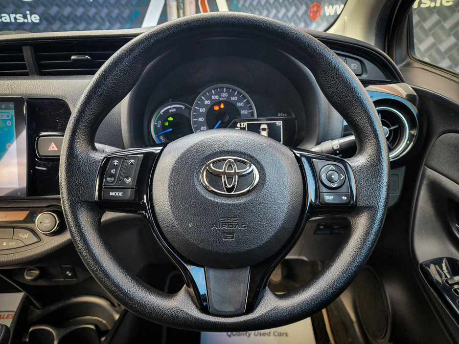 2020 Toyota Vitz - image 28