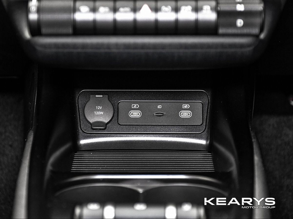 2025 BYD Dolphin - image 18